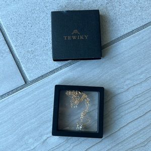Tewiky Diamond Necklace
